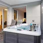 Egge 7f Mit Whirpool U Sauna * Altenbeken
